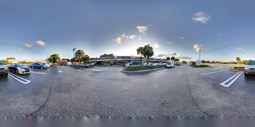 Tobacco Shop «Vape & Smoke Shop - Pines», reviews and photos, 2072 N University Dr, Pembroke Pines, FL 33024, USA