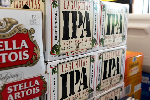 Liquor Store «Southgate Liquors», reviews and photos, 842 Suffield St, Agawam, MA 01001, USA