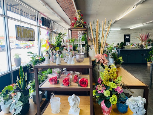 Florist «Tropical Interiors Florist», reviews and photos, 1303 53rd Ave W, Bradenton, FL 34207, USA