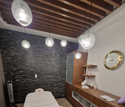 The Centurion Lounge - Terminal 1 photo