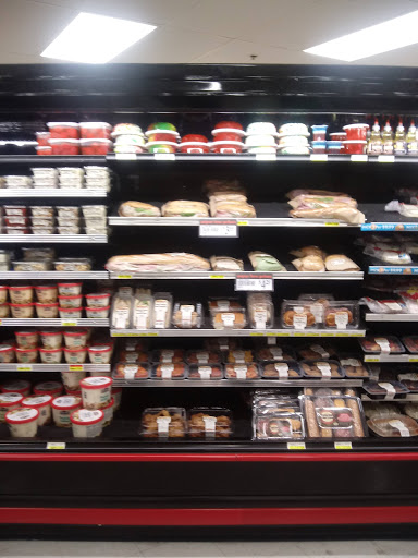 Shopping Mall «North End Shopping Center», reviews and photos, 1300 N Charlotte St, Pottstown, PA 19464, USA