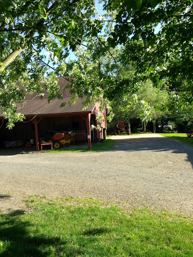 Farm «B & B Flower Farm», reviews and photos, 668 Jones Hill Rd, West Haven, CT 06516, USA