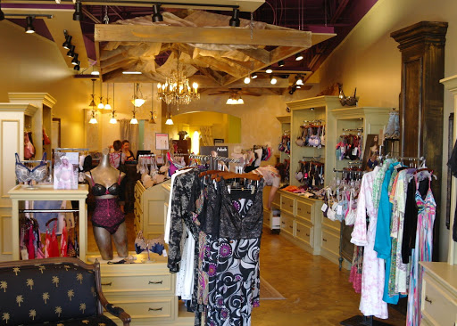Lingerie Store «clair de lune Lingerie Boutique Magnifique», reviews and photos, 5053 W 119th St, Overland Park, KS 66209, USA