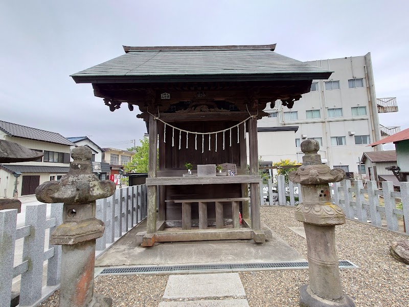 靇神社