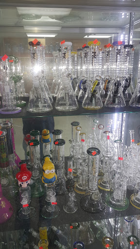 Tobacco Shop «One Love Smoke Shop», reviews and photos, 7010 Trask Ave, Westminster, CA 92683, USA