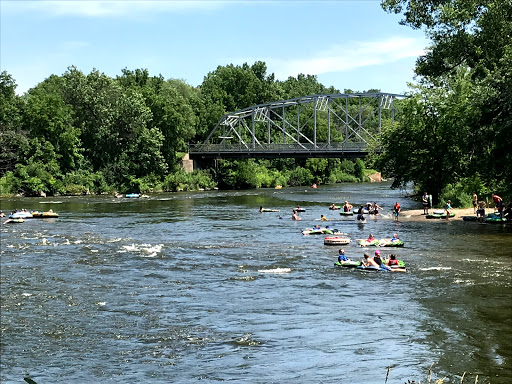 Canoe & Kayak Store «Cannon Falls Canoe and Bike Rental», reviews and photos, 615 N 5th St, Cannon Falls, MN 55009, USA