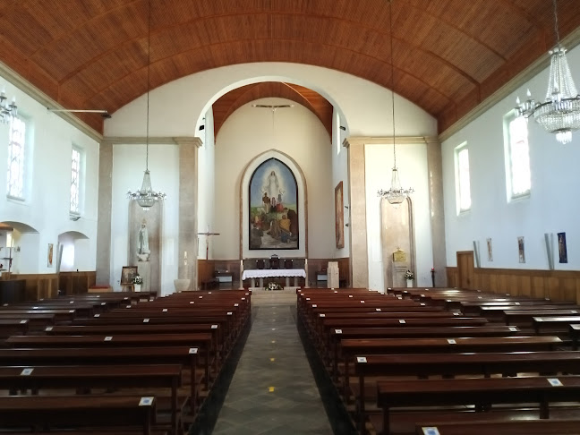 Avaliações doIgreja Matriz de Caxarias em Ourém - Igreja