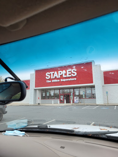Office Supply Store «Staples», reviews and photos, 2350 Dave Lyle Blvd, Rock Hill, SC 29730, USA