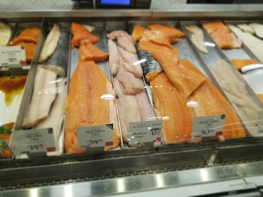 Grocery Store «Whole Foods Market», reviews and photos, 94 Derby St, Hingham, MA 02043, USA