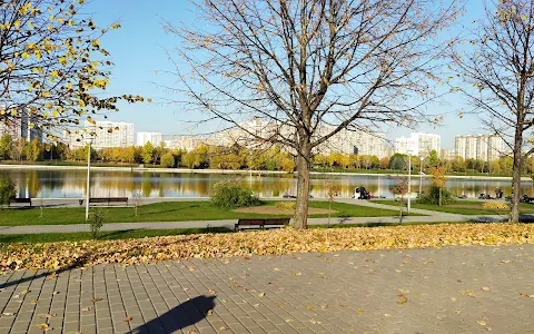 Brateyevskiy Kaskadnyy Park image