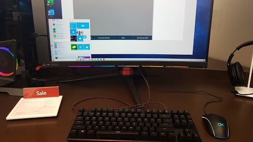 Computer Store «Microsoft Store - Aventura Mall», reviews and photos, 19575 Biscayne Blvd #1565, Aventura, FL 33180, USA