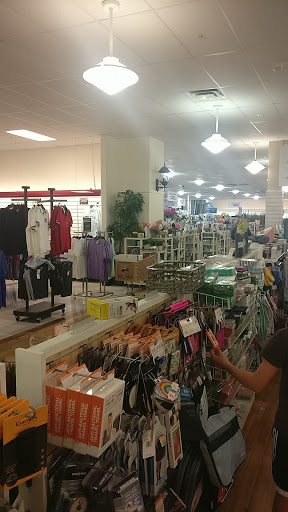 Furniture Store «HomeGoods», reviews and photos, 13580 SW 120th St, Miami, FL 33186, USA