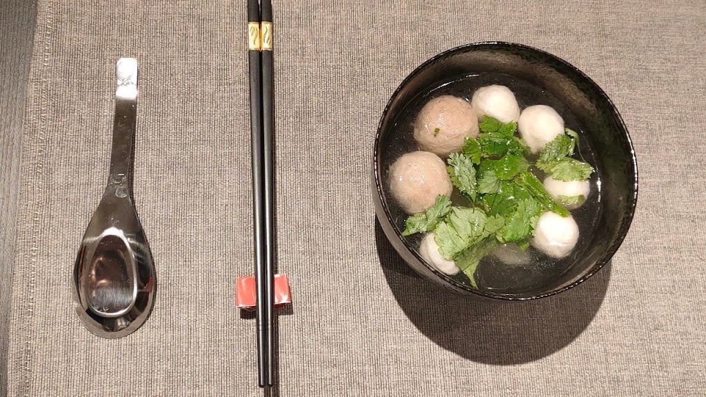 一禾禾123｜一秝純牛肉燥飯｜辣炒雞絲麵｜鹹粥｜宵夜美食｜小菜湯品飲料｜平價宵夜美食｜外帶內用 的照片
