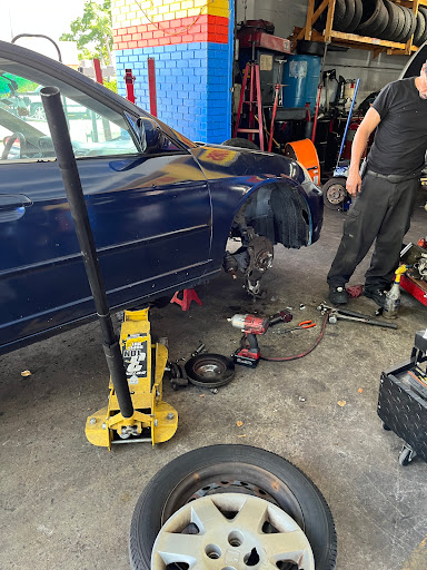 Auto Repair Shop «MAC Auto Repair & Tires», reviews and photos, 19700 NW 2nd Ave, Miami, FL 33169, USA