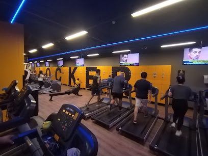 Gimnasio Smart Fit - Magdalena - Jirón San Martin 510, Magdalena del Mar 15086, Peru