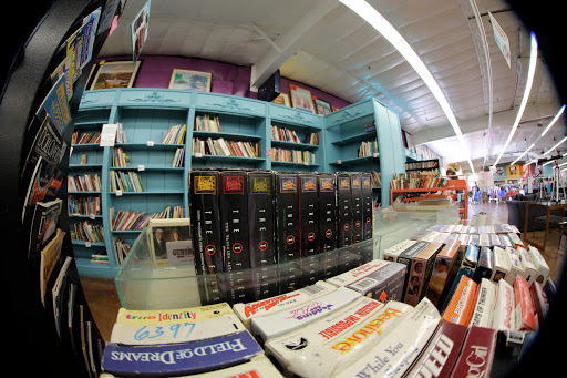 Thrift Store «Casa De Los Ninos Thrift Store», reviews and photos, 1302 E Prince Rd, Tucson, AZ 85719, USA