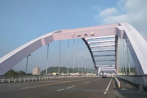Jiaxian Bridge image