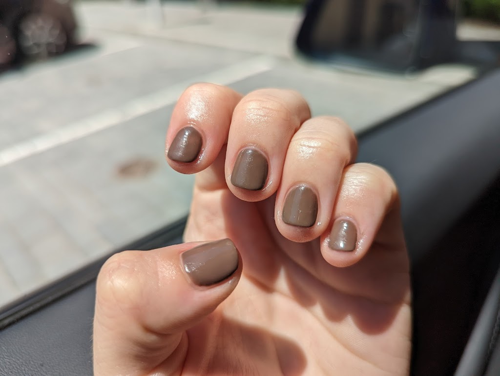 Young Nails & Spa Salon 06460