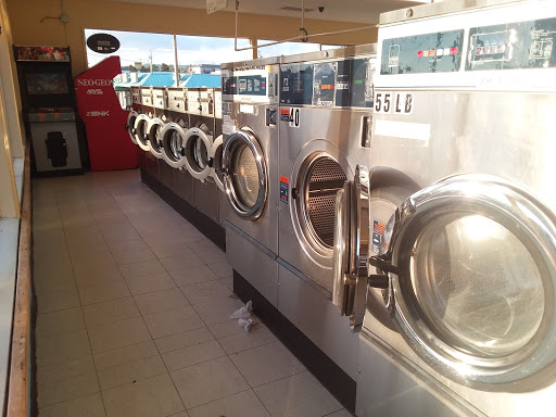 Laundromat «Laundry Queen», reviews and photos, 432 Oregon Coast Hwy, Newport, OR 97365, USA