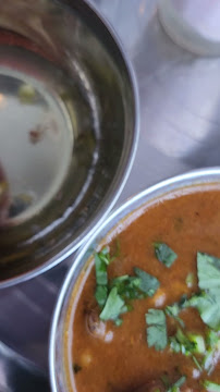 Curry du Restaurant indien Kesar Restaurant & Patisseries Indiennes à Saint-Pierre - n°4