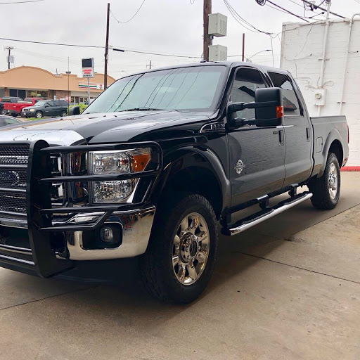 Auto Body Shop «Harvey’s Paint and Body», reviews and photos, 4300 Maple Ave, Dallas, TX 75219, USA