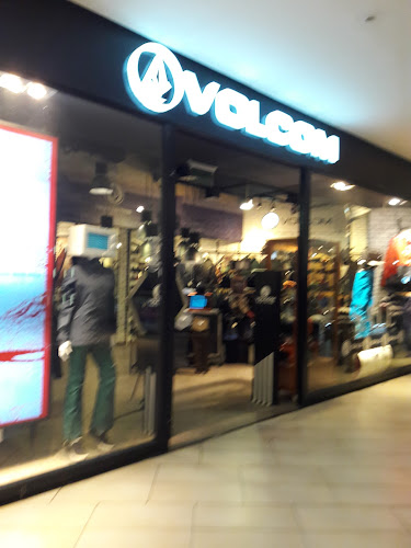 Volcom Plaza Egaña