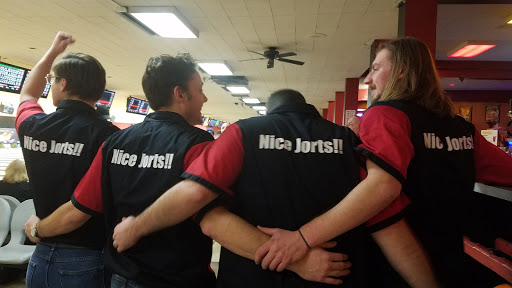 Bowling Alley «AMF Pro 300 Lanes», reviews and photos, 3031 SE Powell Blvd, Portland, OR 97202, USA