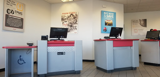 Tire Shop «Discount Tire Store - Denver, CO», reviews and photos, 1990 S Federal Blvd, Denver, CO 80219, USA