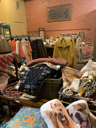 Boutique «Souq Limited Boutique», reviews and photos, 1018 Howard St, Omaha, NE 68102, USA