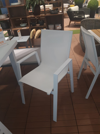 Furniture Store «Modern Furniture Store Fort Lauderdale Modani», reviews and photos, 3661 N Federal Hwy, Fort Lauderdale, FL 33308, USA