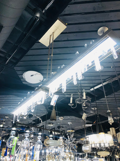 Lighting Store «LBX Lighting Inc. Lighting Store, Ceiling Fans & Crystal Chandeliers», reviews and photos, 3211 Fondren Rd, Houston, TX 77063, USA