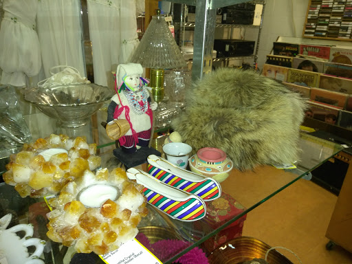 Consignment Shop «Rerun», reviews and photos, 707 NE Fremont St, Portland, OR 97212, USA