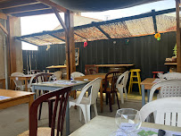 Atmosphère du Restaurant Café de la Paix à Montlieu-la-Garde - n°1
