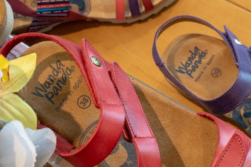 Shoe Store «Shoe Mill», reviews and photos, 8616 SE Sunnyside Rd, Clackamas, OR 97015, USA