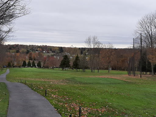 Country Club «Elkview Country Club», reviews and photos, 161 Country Club Rd, Greenfield Township, PA 18407, USA