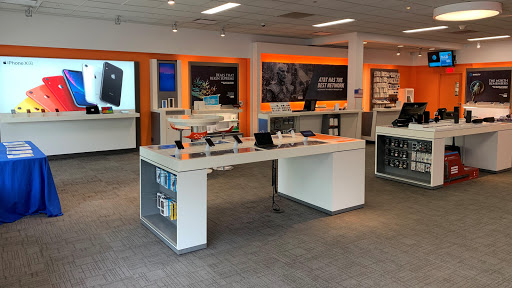 Cell Phone Store «AT&T», reviews and photos, 140 Glastonbury Blvd Suite 36, Glastonbury, CT 06033, USA