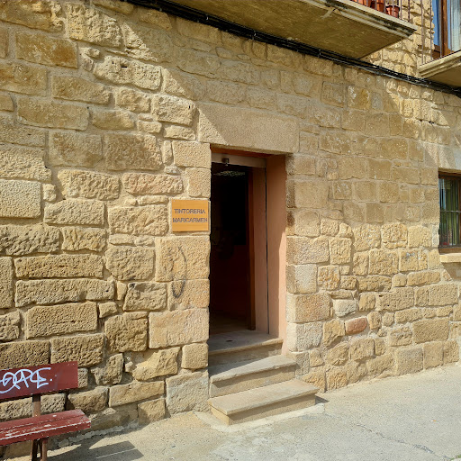 Tintorería Mari Carmen en Olite, Navarra
