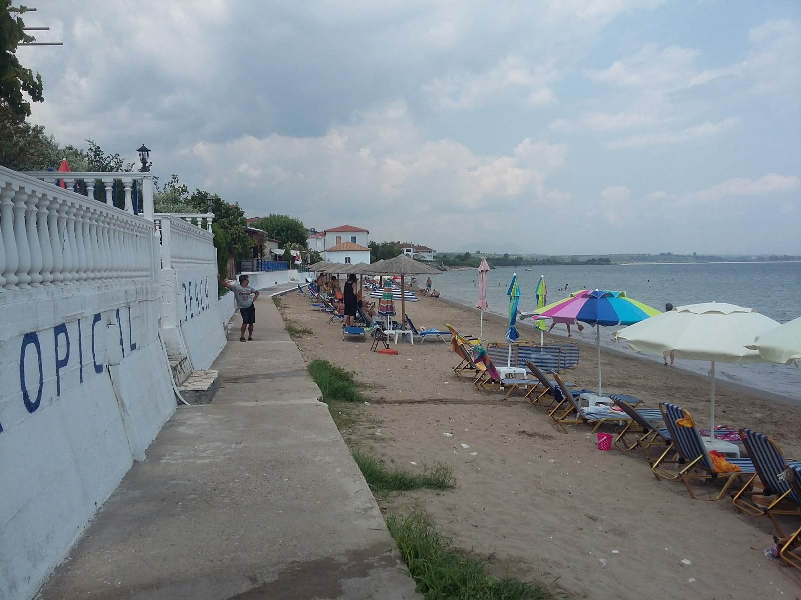 Photo of Liar beach amenities area
