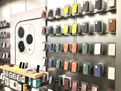 Computer Store «Apple Kenwood Towne Centre», reviews and photos, 7875 Montgomery Rd, Cincinnati, OH 45236, USA