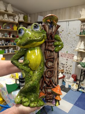Half Moon Pottery & Ceramics - photo 13