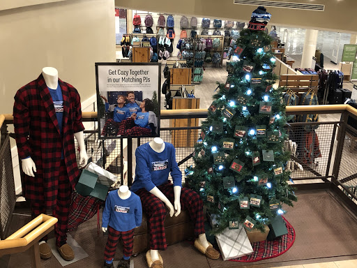 Clothing Store «L.L. Bean», reviews and photos, 8095 Tysons Corner Center, McLean, VA 22102, USA
