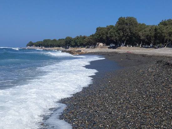 Tavronitis Beach