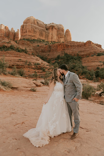 Bridal Shop «The Bridal Emporium», reviews and photos, 40 S Market St, Elizabethtown, PA 17022, USA