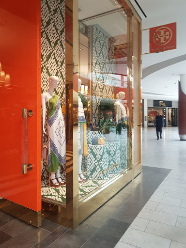 Shopping Mall «Natick Mall», reviews and photos, 1245 Worcester St, Natick, MA 01760, USA