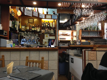 Lazaro Restaurante - C. de la Infanta Isabel, 3, 40001 Segovia, Spain
