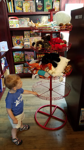 Book Store «Blue Bunny», reviews and photos, 577 High St, Dedham, MA 02026, USA