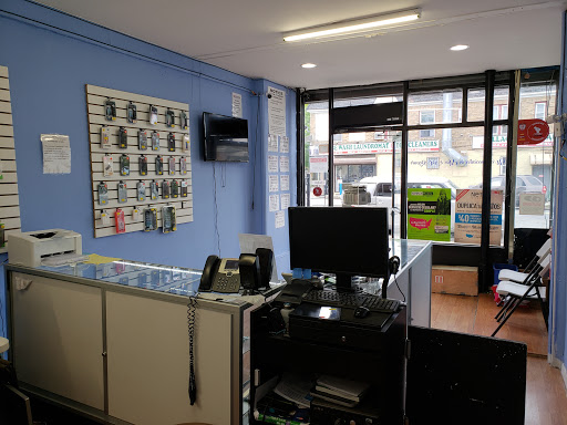 Computer Repair Service «Supamodz Tech Pc Repair Cell Phone Repair Bill Pay Center», reviews and photos, 216-25 Hempstead Ave #2, Jamaica, NY 11429, USA