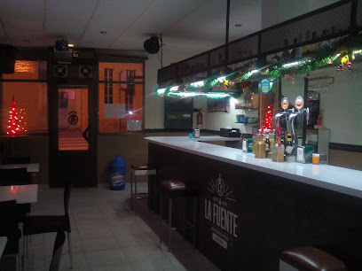 Cafe La Fuente Bar - C. la Fuente, 46, 26311 Arenzana de Abajo, La Rioja, Spain