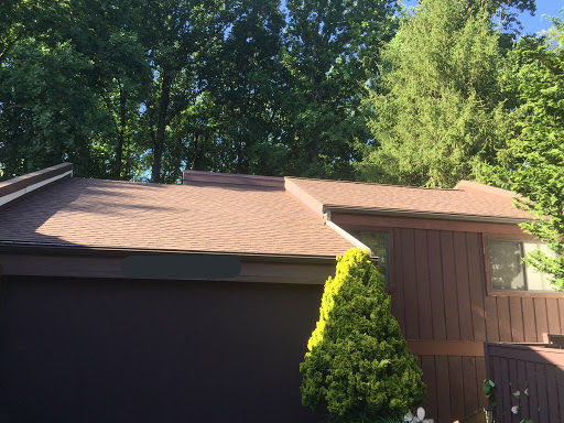 Roofing Contractor «Commonwealth Roofing & Siding», reviews and photos, 14004 Willard Rd k, Chantilly, VA 20151, USA
