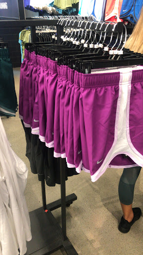 Clothing Store «Nike Factory Store», reviews and photos, 11401 NW 12th St #224, Miami, FL 33172, USA
